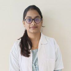 DR. NAVYA SAVERI
